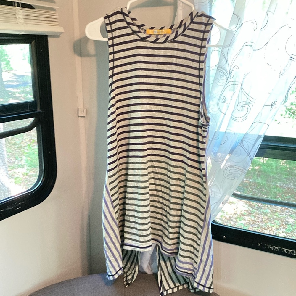 Super cute striped tunic tank!